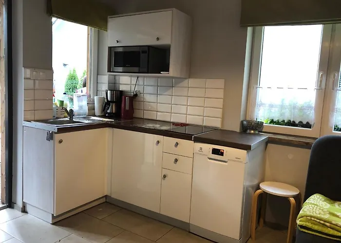 Pod Lasem Vakantiehuis Pogorzelica (Gmina Rewal)