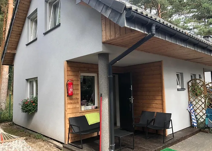 Pod Lasem Vakantiehuis Pogorzelica (Gmina Rewal)